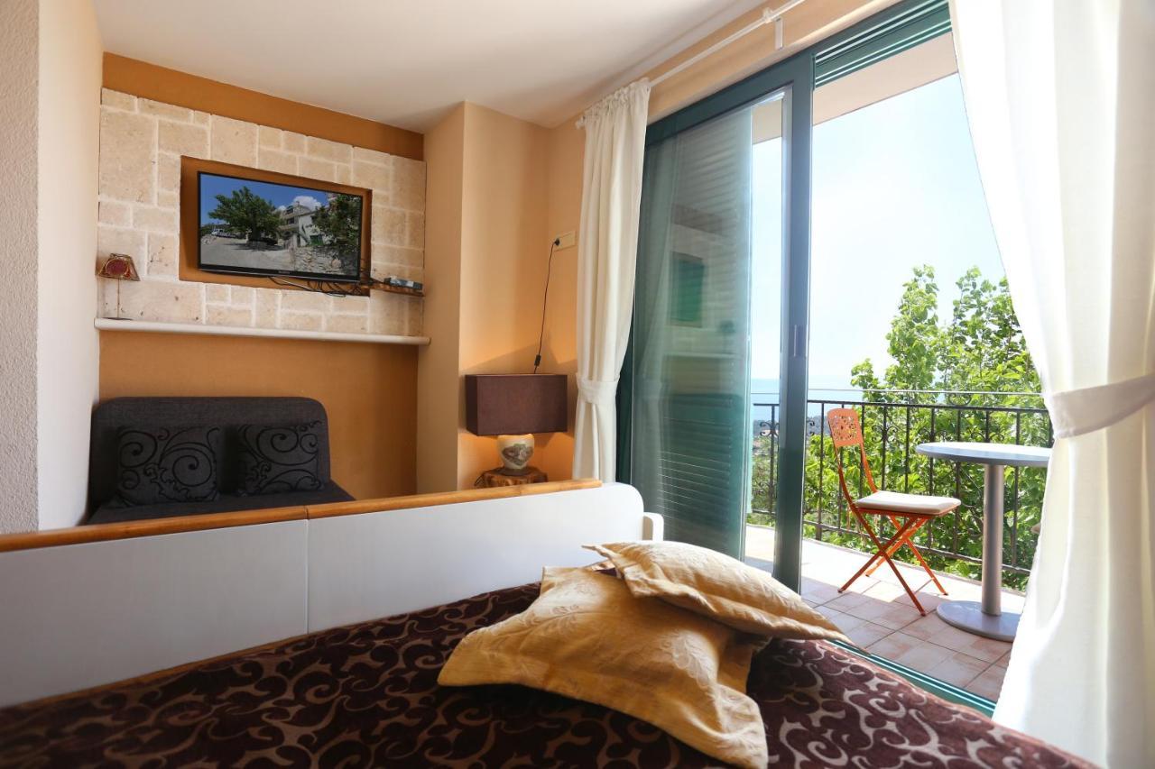 Idyllic Villa Marieta With Private Pool And Unforgettable View Makarska Exterior photo